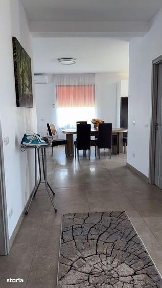 Casă cu 3 camere cu Teren 500 Mp în Central