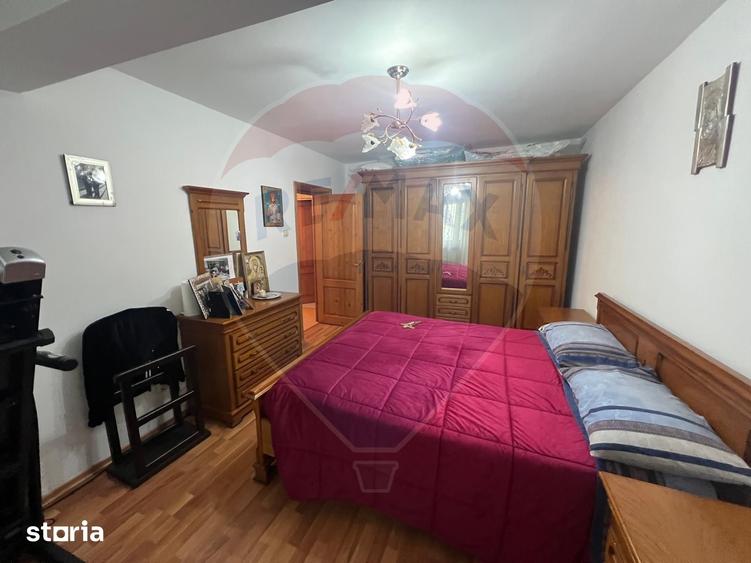 Apartament cu 3 camere, mobilat în Ultracentral