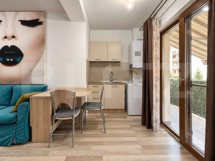 Apartament cu 2 camere semidecomandat, mobilat în Valea Lupului