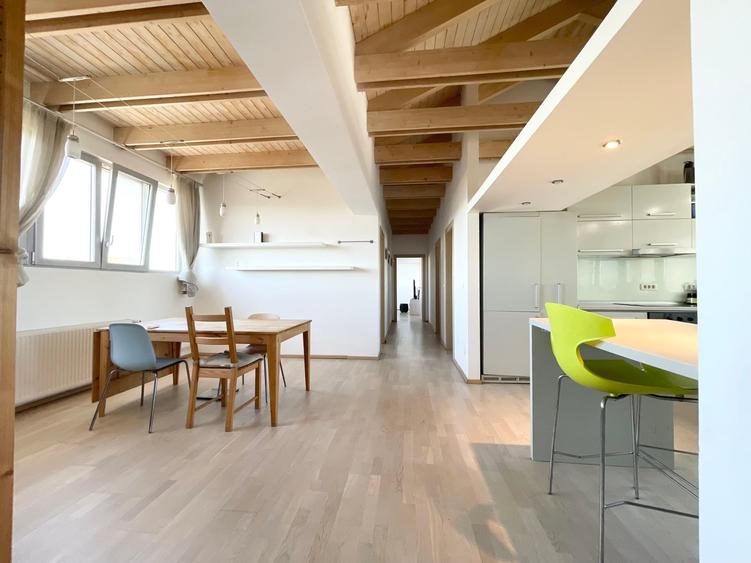 Apartament cu 4 camere decomandat, mobilat în Complex Studențesc
