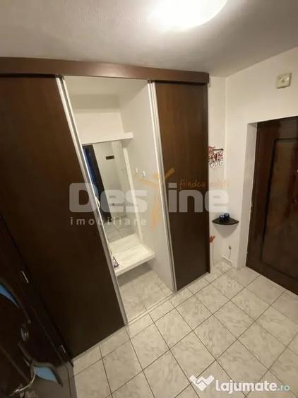 Apartament cu 2 camere semidecomandat în Gorjului