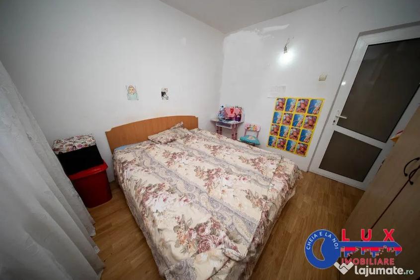 Apartament cu 2 camere semidecomandat în Babadag