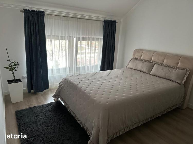 Casă cu 5 camere cu Teren 580 Mp în Central