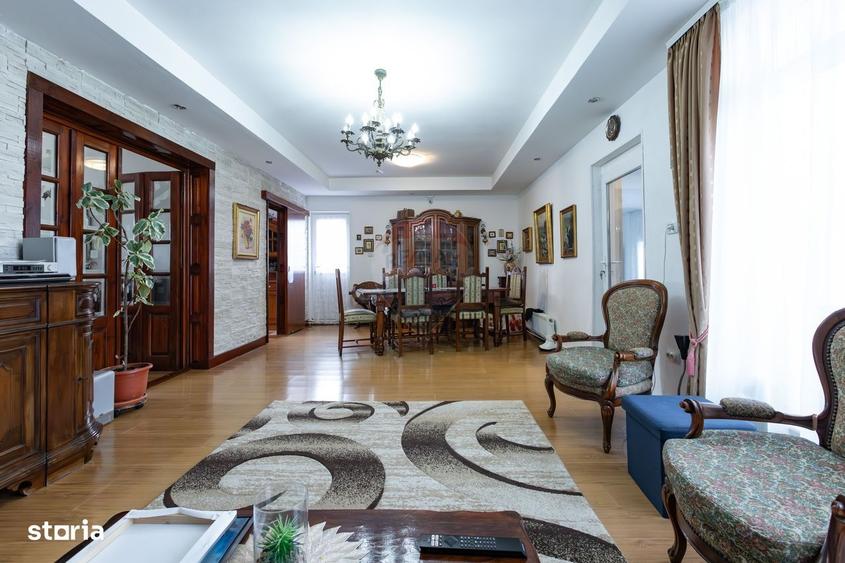 Casă cu 4 camere cu Teren 230 Mp în Măgura