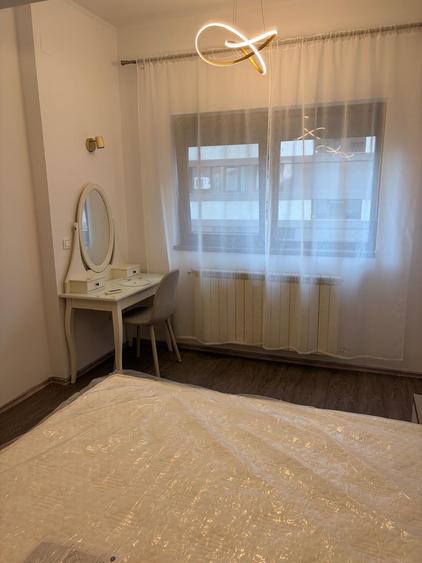 Apartament cu 2 camere decomandat în Popești-Leordeni
