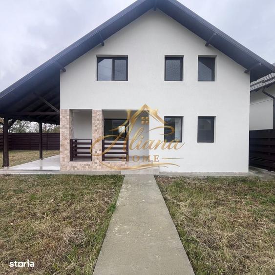 Casă cu 4 camere decomandat în Valea