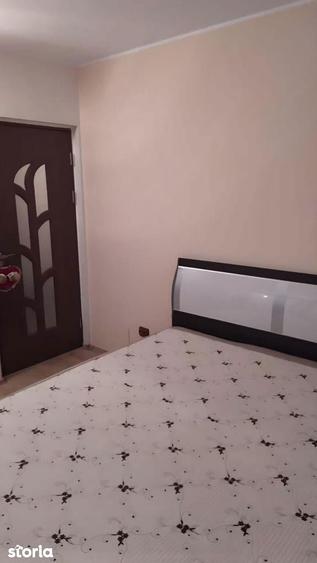 Apartament cu 2 camere în Micro 13