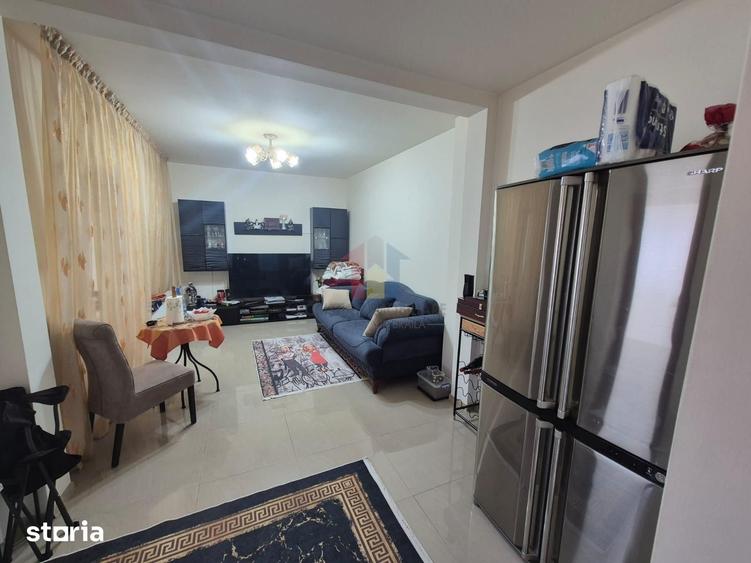 Casă cu 6 camere cu Teren 238 Mp în Central