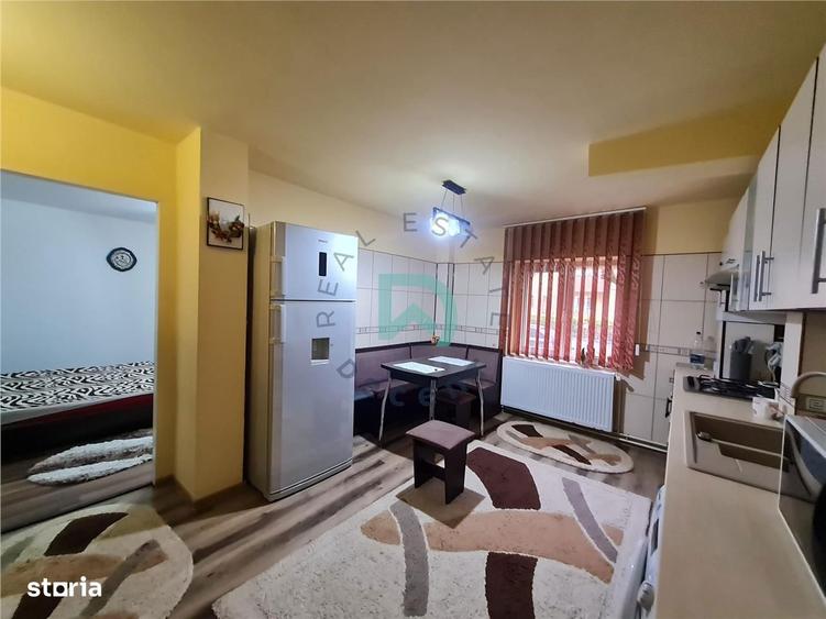 Apartament cu 2 camere decomandat, mobilat în Valea Cetății