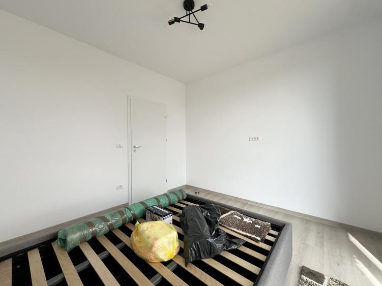Apartament cu 2 camere decomandat, mobilat în Freidorf