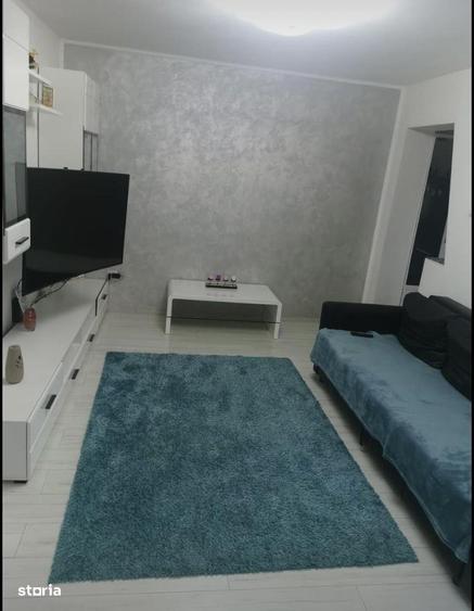 Apartament cu 2 camere decomandat în Stadion