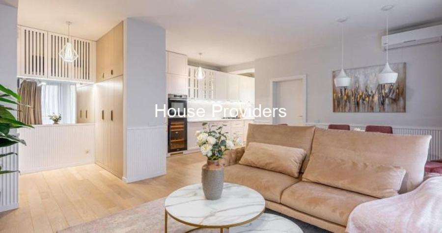 Apartament cu 3 camere, mobilat în Tineretului