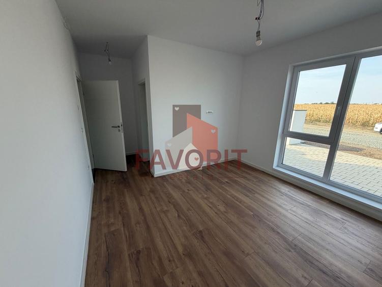 Duplex cu 3 camere cu Canalizare în Dumbrăvița