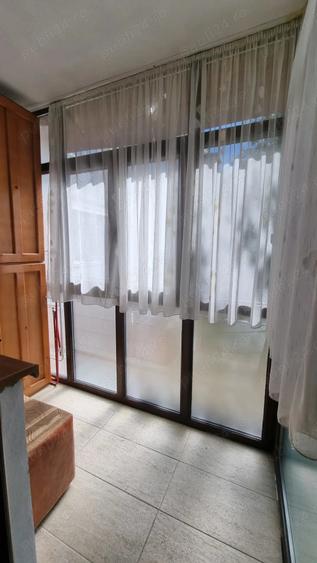 Apartament cu 3 camere semidecomandat în 9 Mai