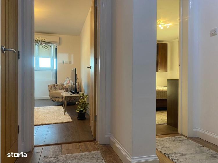 Apartament cu 2 camere decomandat în Micro 8