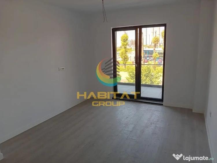 Apartament cu 3 camere decomandat în Titan
