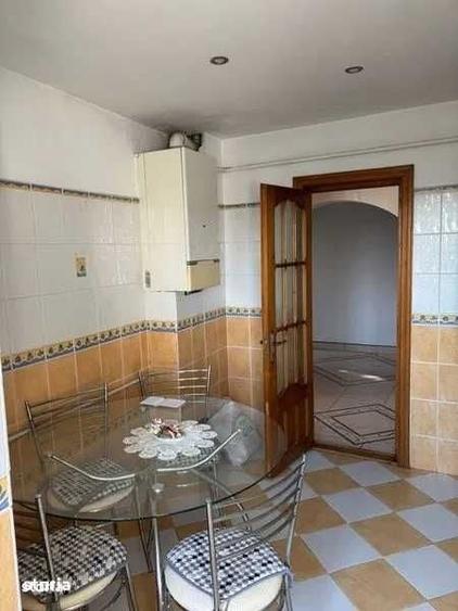 Apartament cu 4 camere în Central