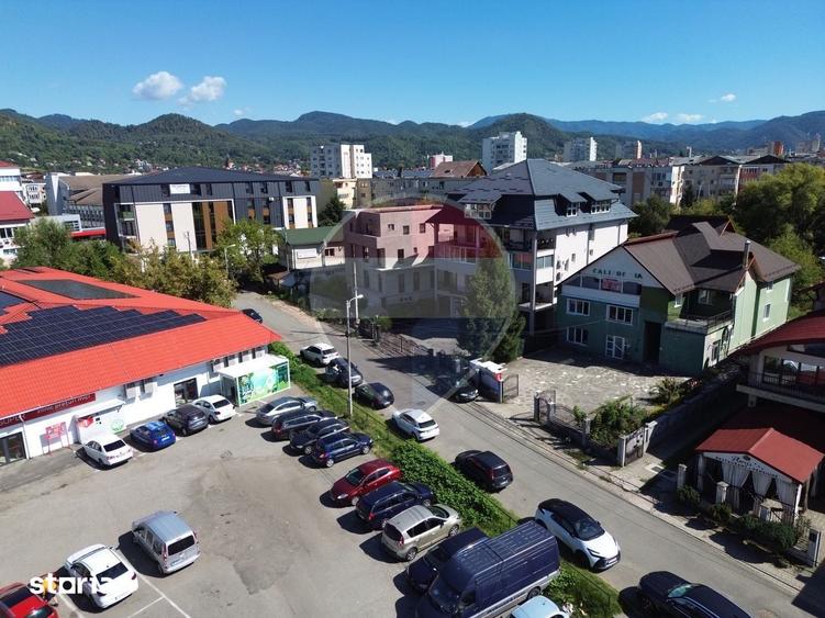 Spațiu comercial, de 1,100 mp, în Gării