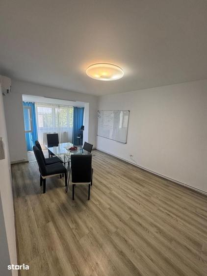 Apartament cu 3 camere decomandat în Tomis II
