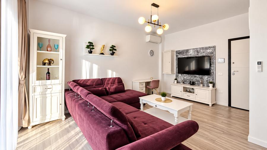 Apartament cu 2 camere decomandat în Giroc
