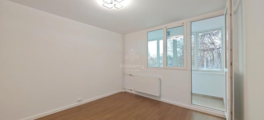Apartament cu 3 camere decomandat în Virtuții