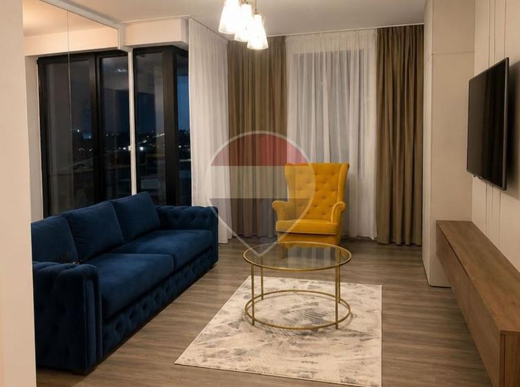 Apartament cu 2 camere decomandat, mobilat în Central