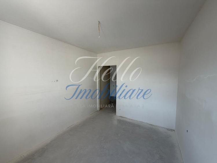 Apartament cu 2 camere semidecomandat în Florești