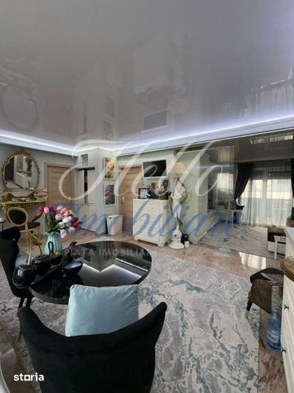 Apartament cu 4 camere în Între Lacuri