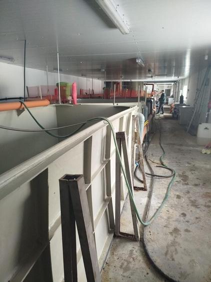 Casă cu 35 camere cu Canalizare în Sărișor