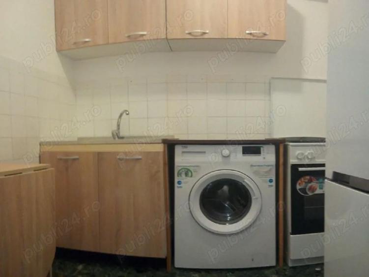 Apartament cu 2 camere decomandat în Romanilor