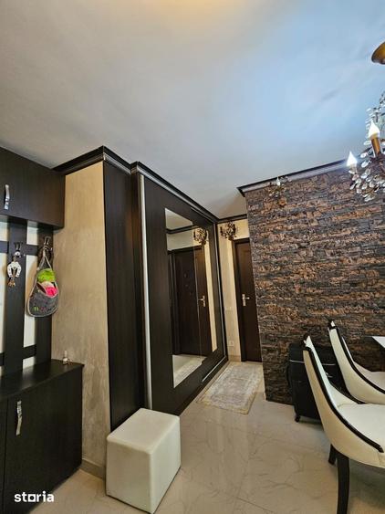 Apartament cu 2 camere decomandat în Calea București