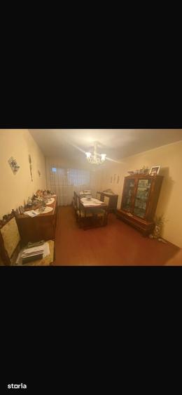 Apartament cu 2 camere decomandat în Siderurgiștilor