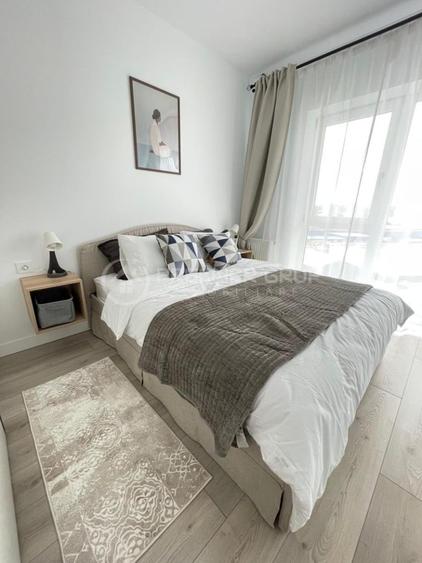 Apartament cu 2 camere decomandat în Podu Roș
