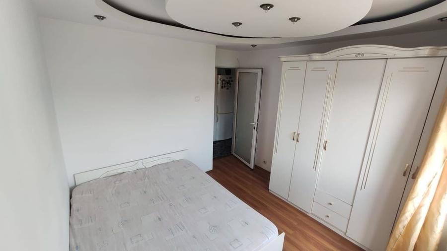 Apartament cu 2 camere decomandat în Vest