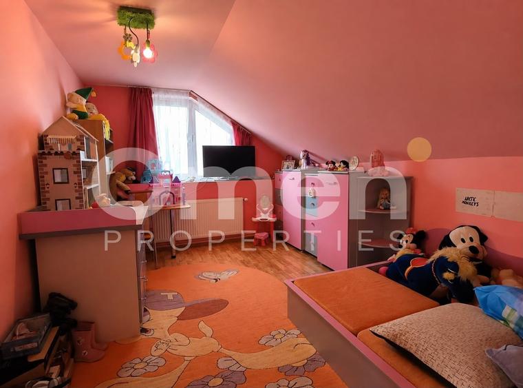 Casă cu 6 camere cu Piscina în Orașul Vechi