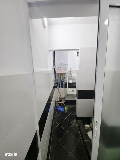 Spațiu comercial, de 68 mp, în Central