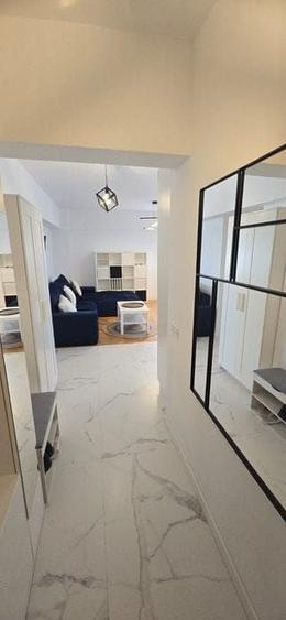 Apartament cu 3 camere decomandat în Tomis Mall