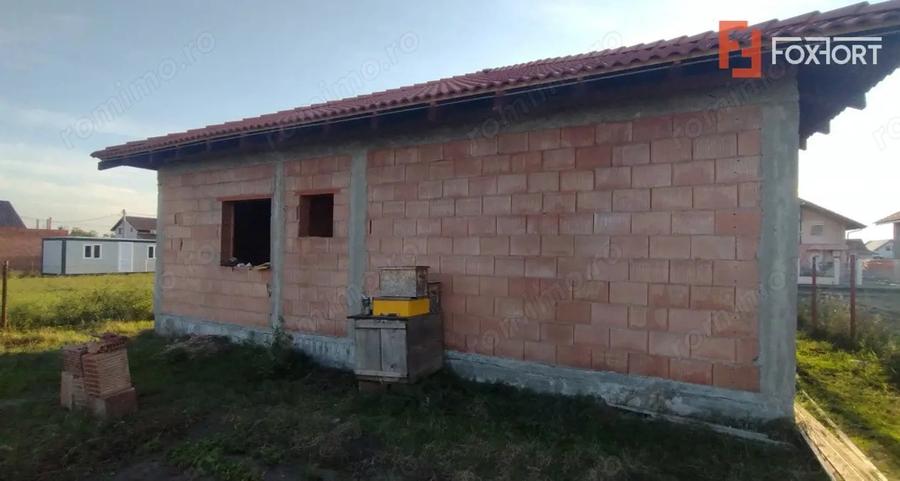 Casă cu 4 camere cu Teren 499 Mp în Becicherecu Mic