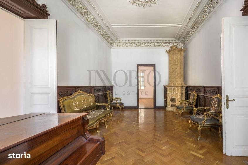 Casă cu 4 camere cu Teren 707 Mp în Romană