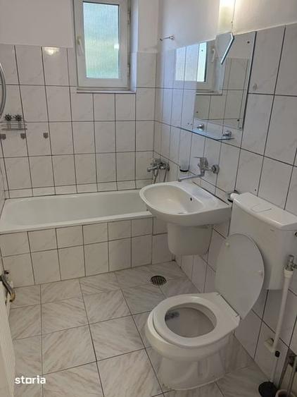 Apartament cu 2 camere decomandat în Calea București