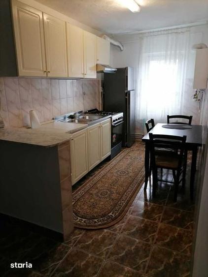Apartament cu 2 camere decomandat în Centrul Istoric