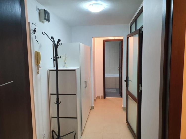 Apartament cu 2 camere decomandat în Ozana