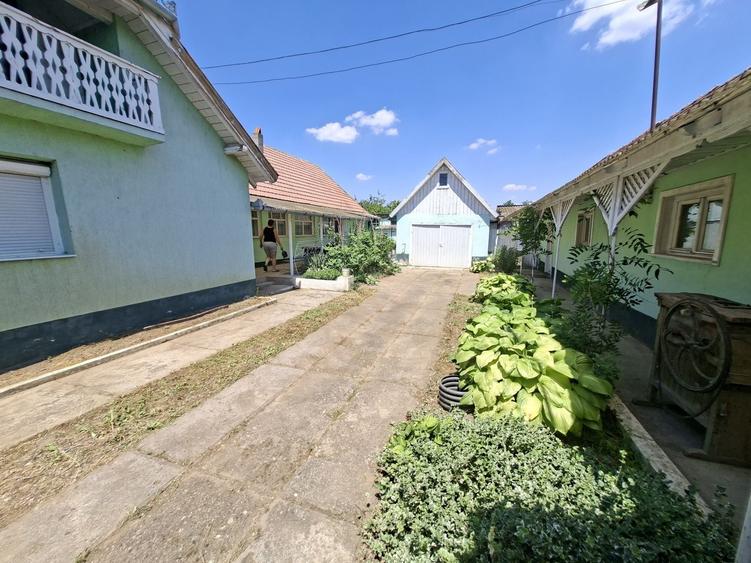 Casă cu 3 camere în Mișca