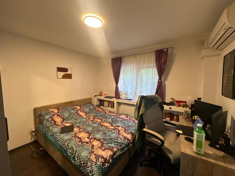 Apartament cu 3 camere semidecomandat, mobilat în Drumul Taberei