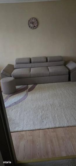 Apartament cu 2 camere decomandat, mobilat în Titan