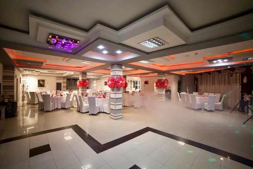Hotel/Pensiune, de 1,200 mp, în Bogdan Vodă