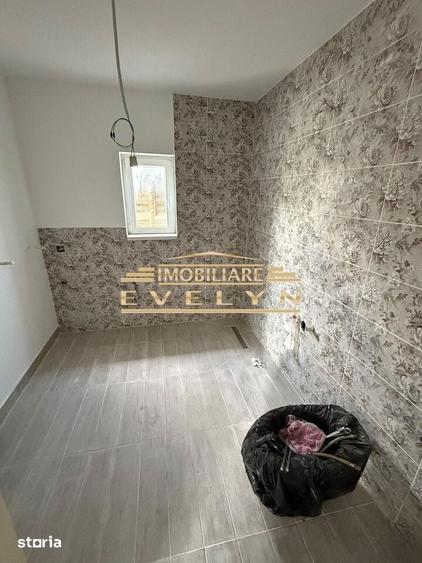 Casă cu 3 camere decomandat cu Teren 509 Mp în Central