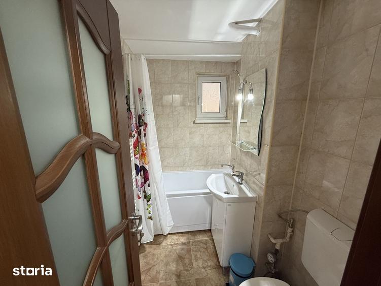Apartament cu 2 camere decomandat în Micro 4