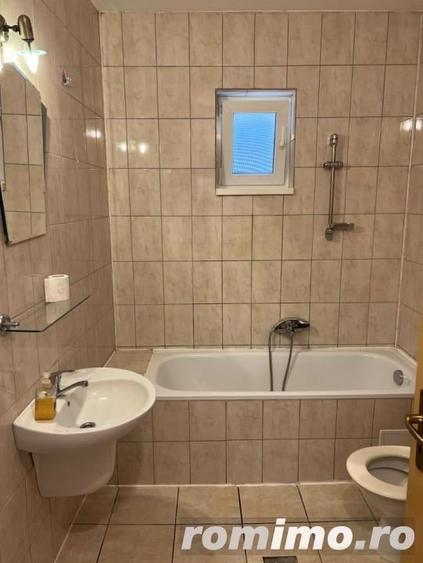 Casă cu 3 camere cu Teren 1000 Mp în Central