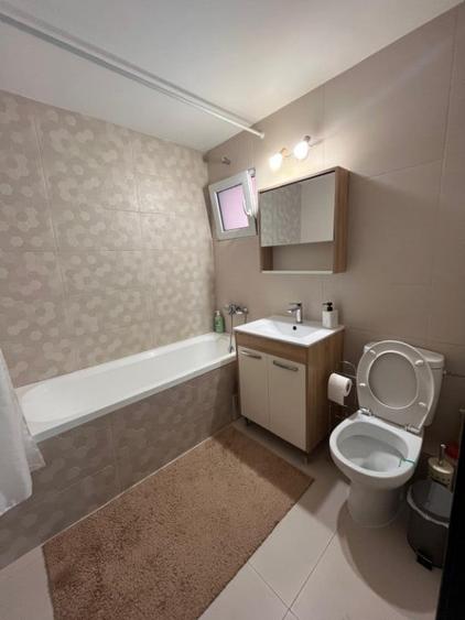 Apartament cu 3 camere decomandat în Gorjului